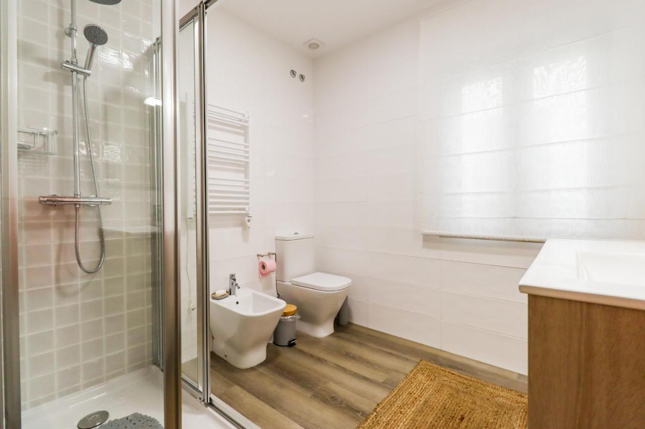Tiana Apartment - City Centre With Terrace Viana do Castelo Buitenkant foto