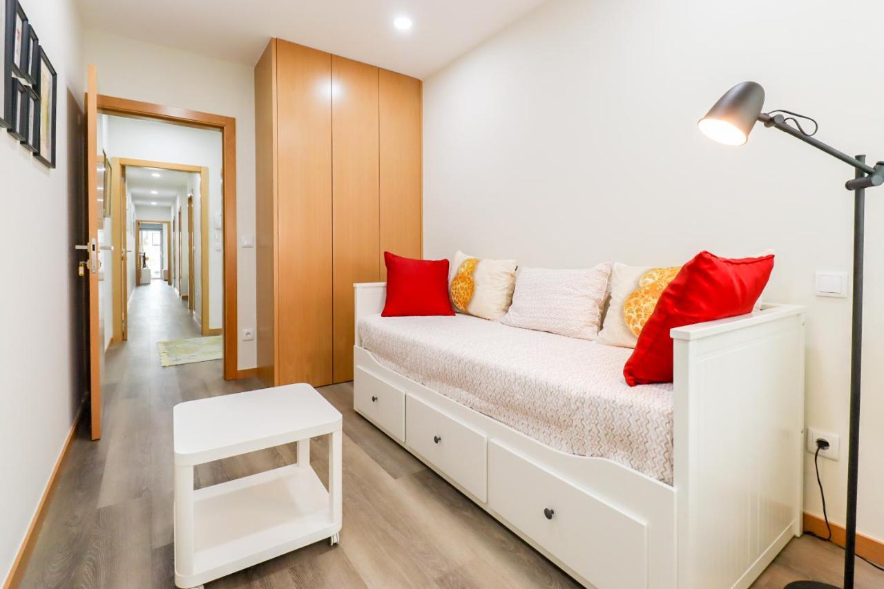 Tiana Apartment - City Centre With Terrace Viana do Castelo Buitenkant foto