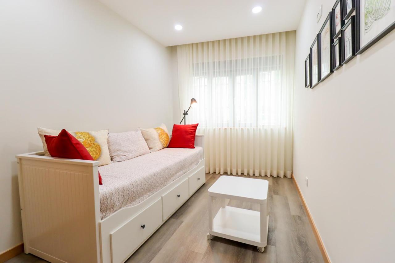 Tiana Apartment - City Centre With Terrace Viana do Castelo Buitenkant foto